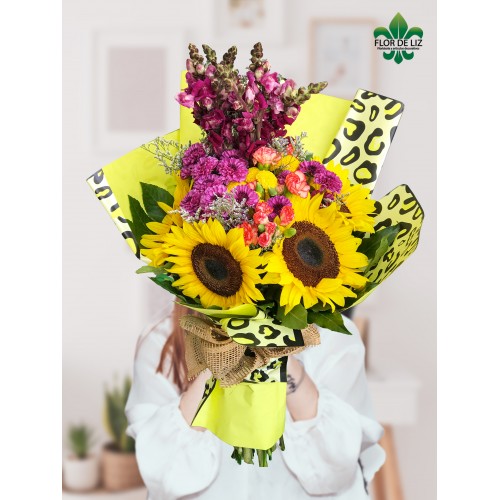 RAMILLETE ARCOIRIS DE FLORES